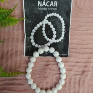 Pulseira Nácar com Pendente Árvore da Vida 8mm