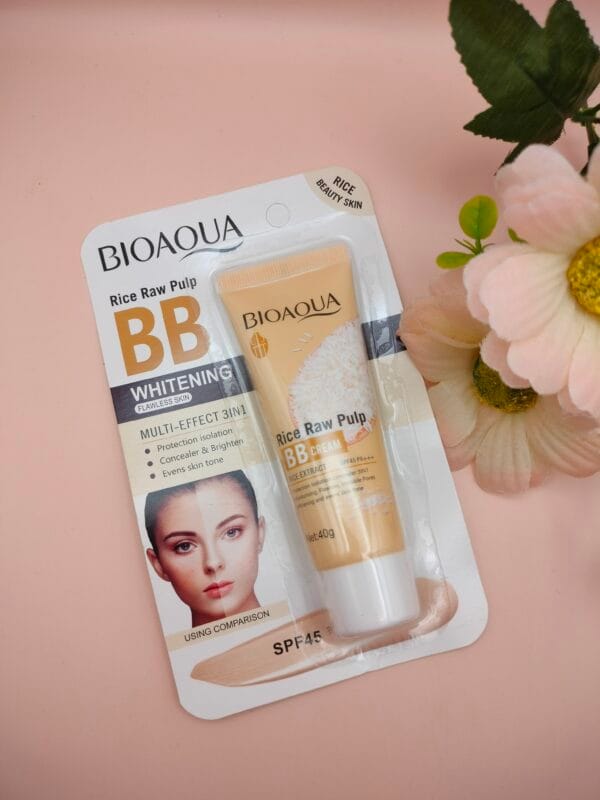 BB Cream Clareador Bioaqua Rice Raw Pulp - 3 em 1 com FPS 45 - 40gr