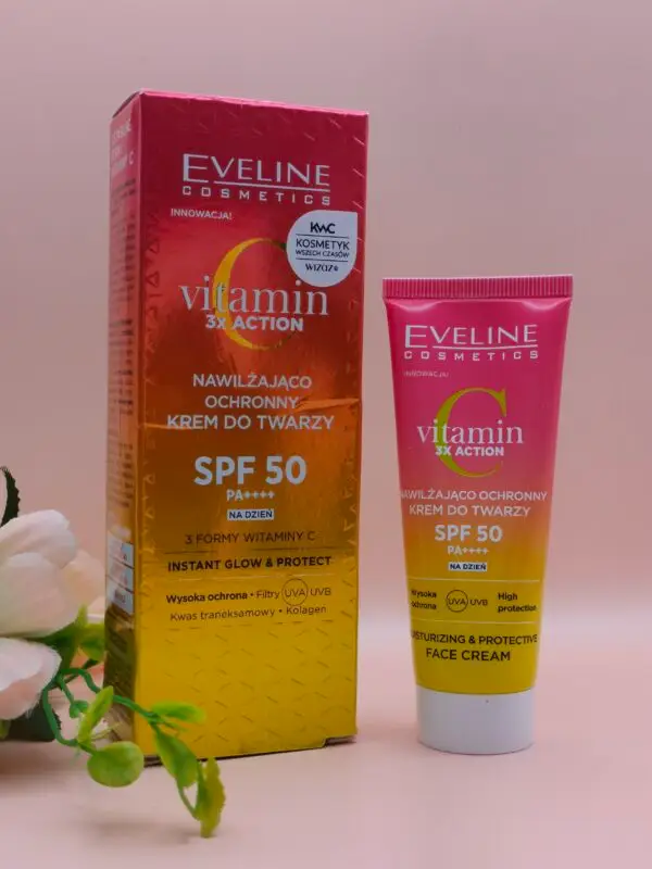 Eveline Cosmetics Creme Facial Hidratante e Protetor FPS 50 Vitamina C 3x Ação – 30 ml